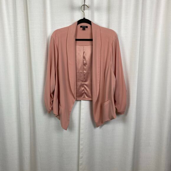 Torrid Pink Studio Crepe Cropped Classic Blazer Jacket Sz.4 - Picture 7 of 16